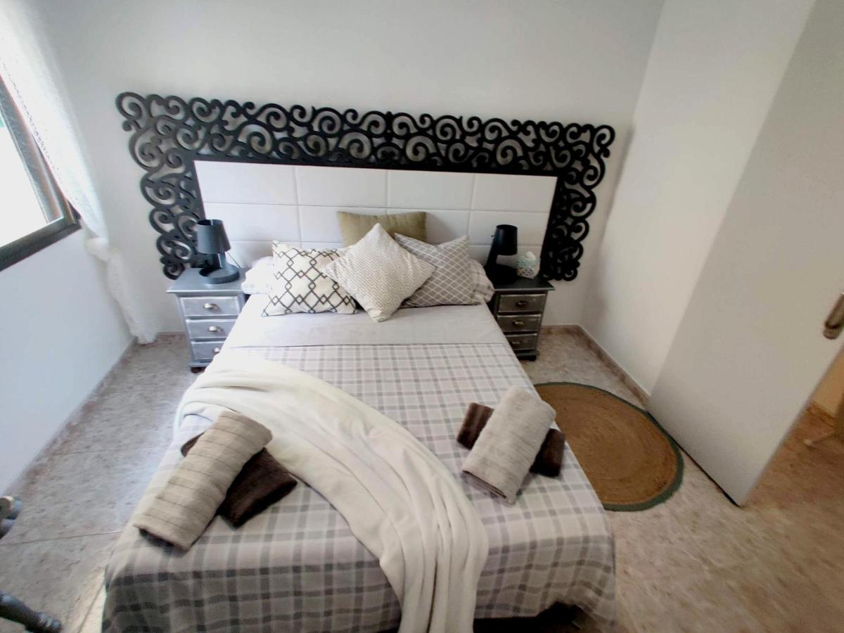 Apartament 100 M De Playa De Gandia 3 -4 Personas Parking Ascensor المظهر الخارجي الصورة