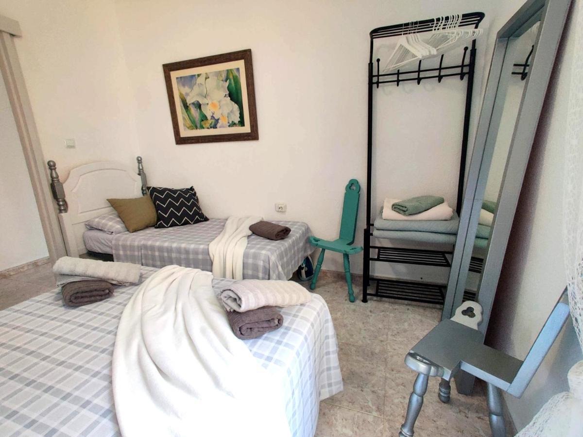 Apartament 100 M De Playa De Gandia 3 -4 Personas Parking Ascensor المظهر الخارجي الصورة