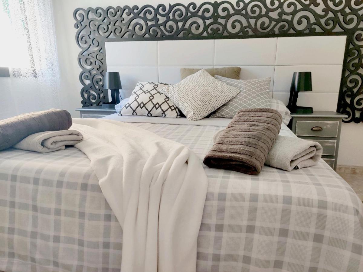 Apartament 100 M De Playa De Gandia 3 -4 Personas Parking Ascensor المظهر الخارجي الصورة