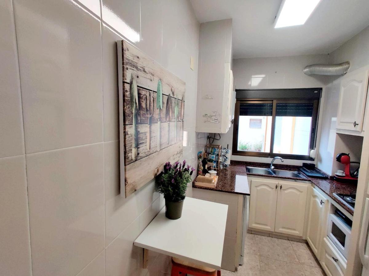 Apartament 100 M De Playa De Gandia 3 -4 Personas Parking Ascensor المظهر الخارجي الصورة