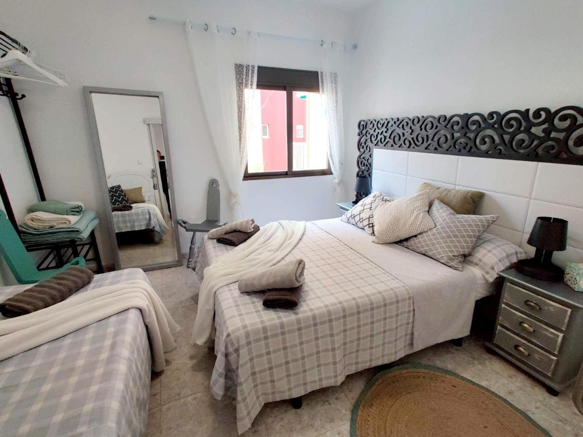 Apartament 100 M De Playa De Gandia 3 -4 Personas Parking Ascensor المظهر الخارجي الصورة
