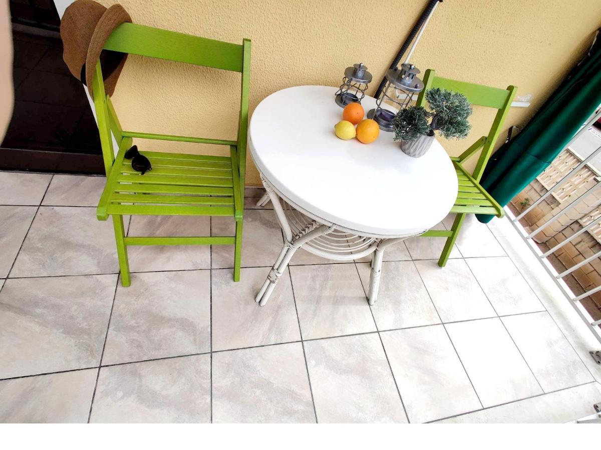 Apartament 100 M De Playa De Gandia 3 -4 Personas Parking Ascensor المظهر الخارجي الصورة