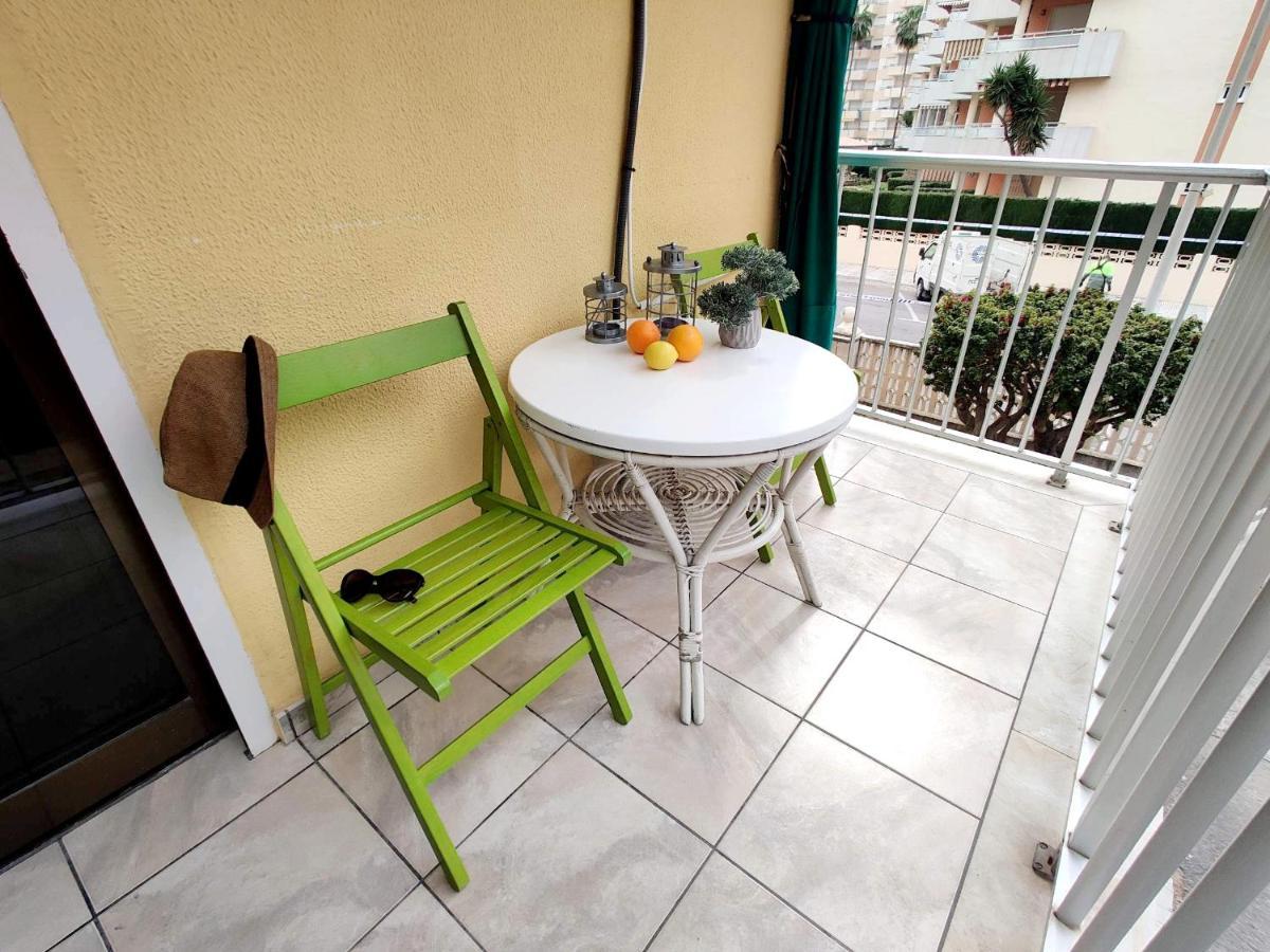 Apartament 100 M De Playa De Gandia 3 -4 Personas Parking Ascensor المظهر الخارجي الصورة